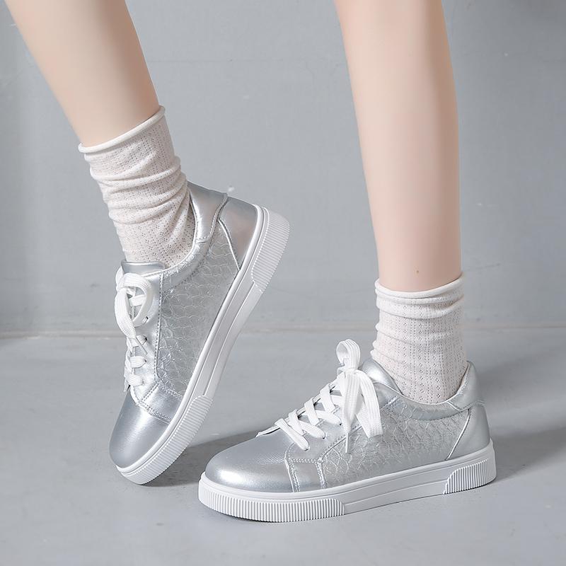 Fashion Plus Size 42 Women Gold Sliver Sneakers Spring Autumn New Women Fashionable Lace-up Soft Leather Board Shoes Ladies Casual Shoes