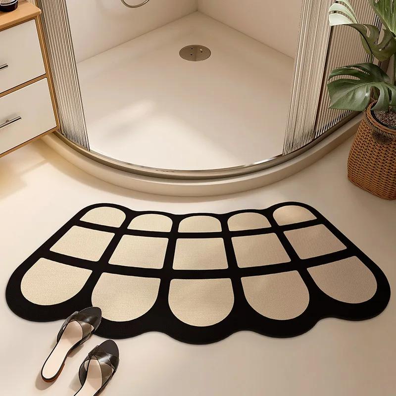 Anti-slip Diatom Mud Mat Fan Shape Toilet Bathroom Rug Shower Mat Entrance Carpet Anti-slip Curved Floor Mat Black