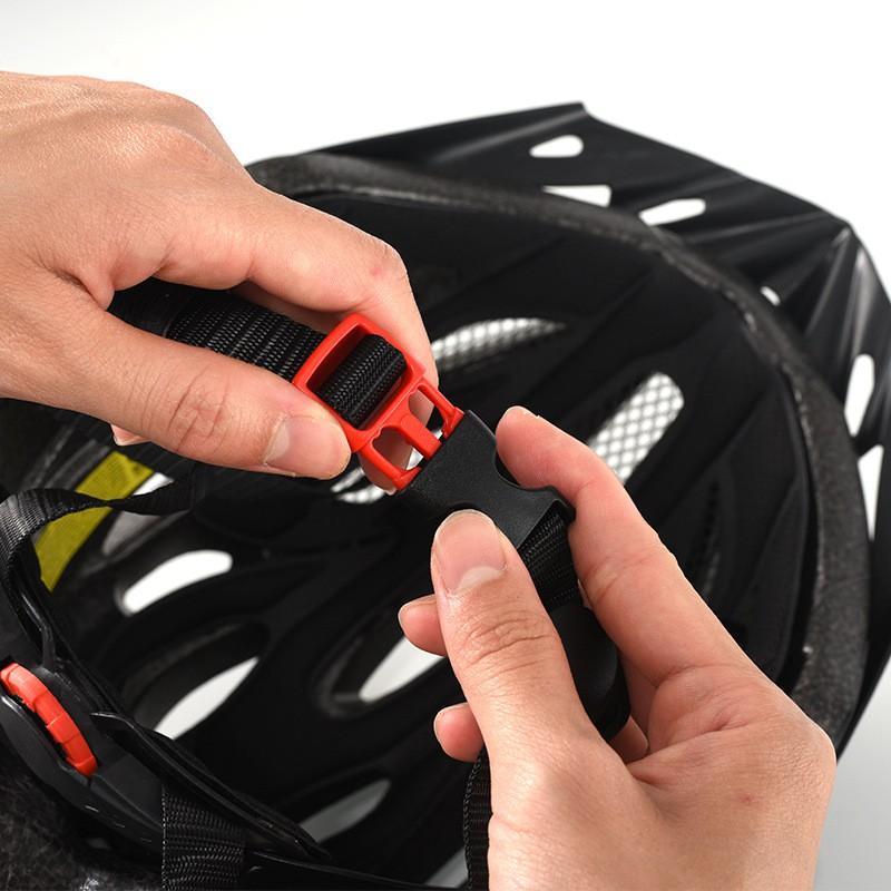 Lightweight Mountain Bike Helmet Adults Unisex Cycling Safety Gear Comfortable Ventilated Bicycle Head Protection