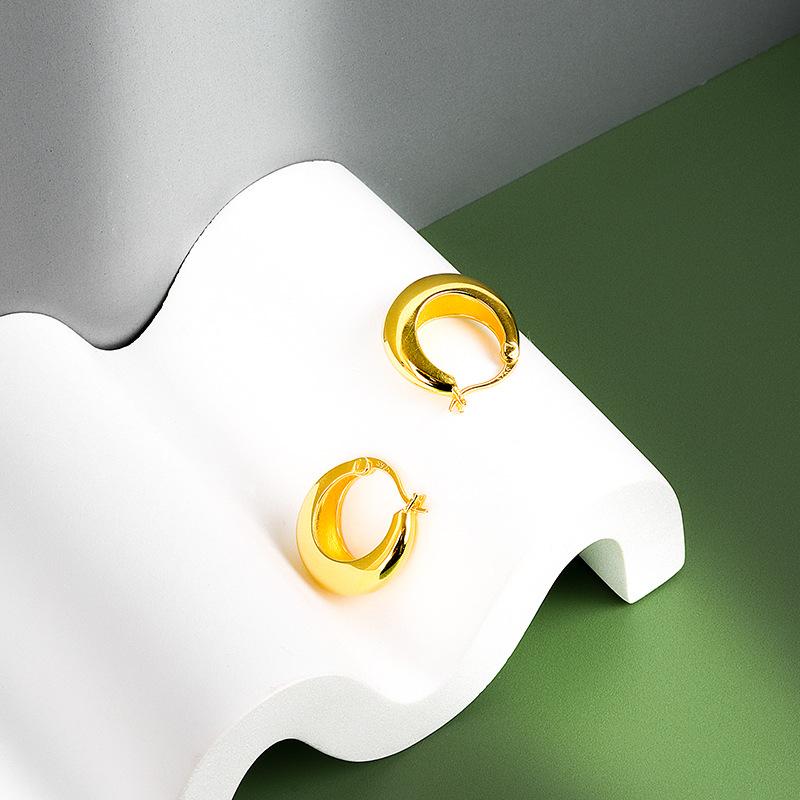 Minimalist Geometric Circle Earrings For Women Niche Design Simple Hoops Versatile Student Jewelry Elegant Daily Wear