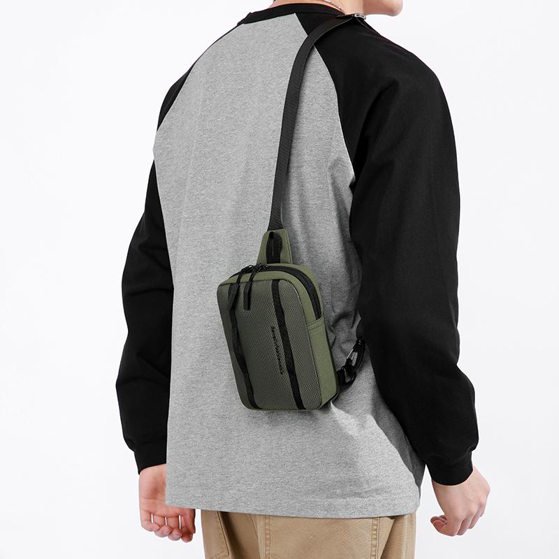 Men's Chest Bag Crossbody Bag Water-repellent Shoulder Bag Lightweight Sports Mobile Phone Bag