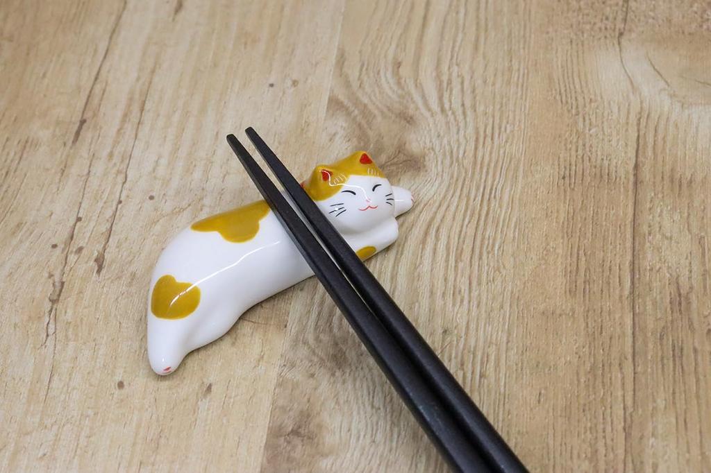 Yakushi Kiln Chopstick Rests, Set of 3, "Sleeping Cat