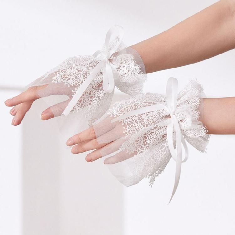 Detachable Ruffle Collar and Cuffs Lace Embroidered Accessory Set for Shirt Dresses Costumes and Event Wear Set