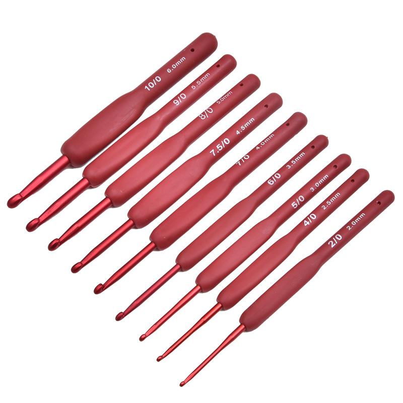 11PCS 1.1mm Aluminum Crochet Hooks Set, DIY Knitting Needles with Soft Rubber Grip Cushioned Handles, Colorful Ergonomic Croc