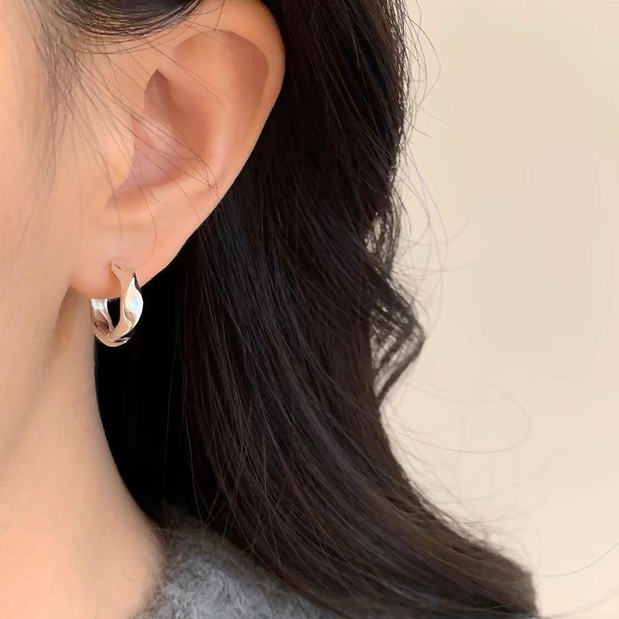 Fashion niche minimalist cold irregular geometric texture feeling earrings without ear piercings mosquito coil earrings earrings