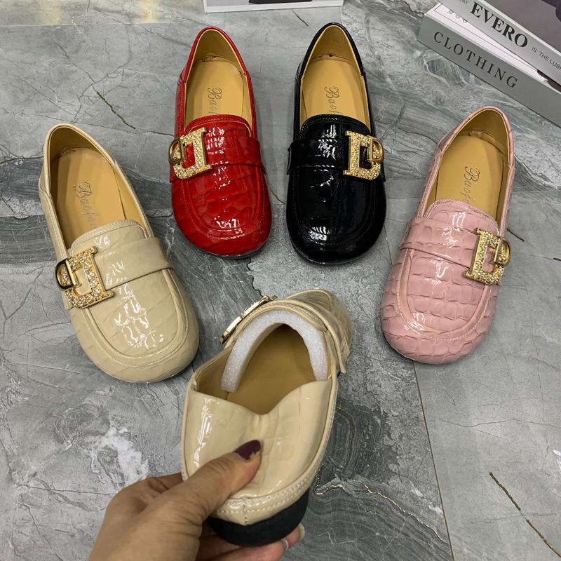 Damen Flache Schuhe Luxus Schuhe Damen Loafer Mokassins Mode Sommer Lackleder Flats Lässig Zapatos Mujer Große Größen