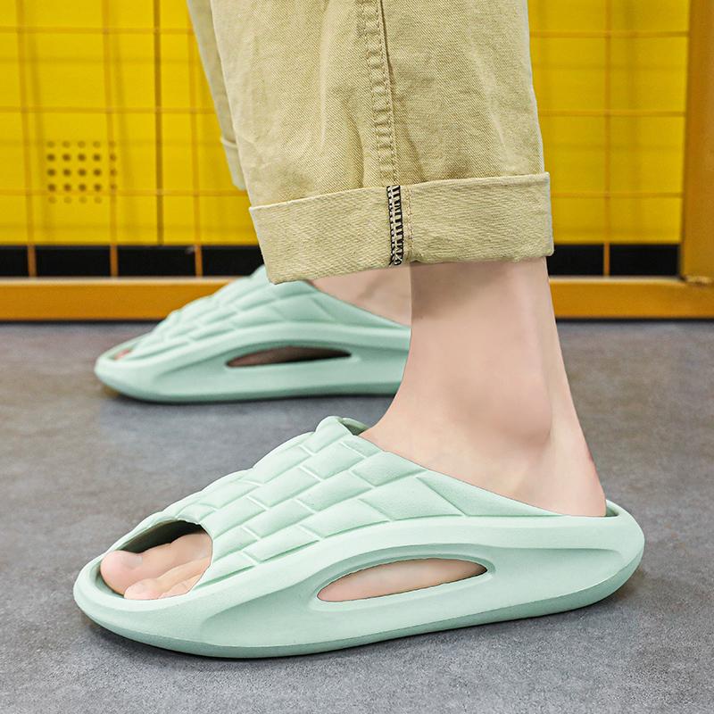 Fashion Couple Slippers Wear-resistant Non-slip Fashion Breathable Trend Versatile Comfortable Waterproof Thick-soled Shoes Summer Main