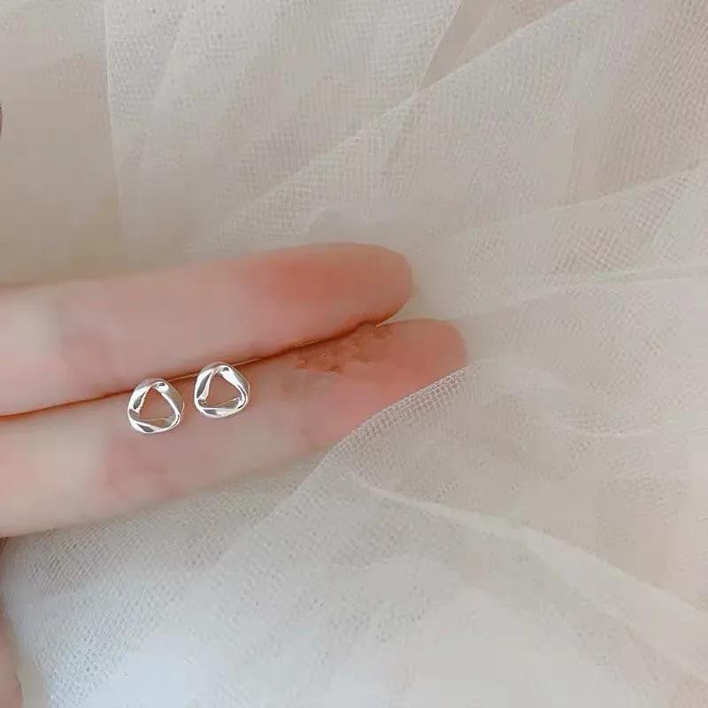 New Minimalism Earring 925 Silver Needle Allergic Protection Mini Small Heart Stud Earrings for Women Girls Jewellery