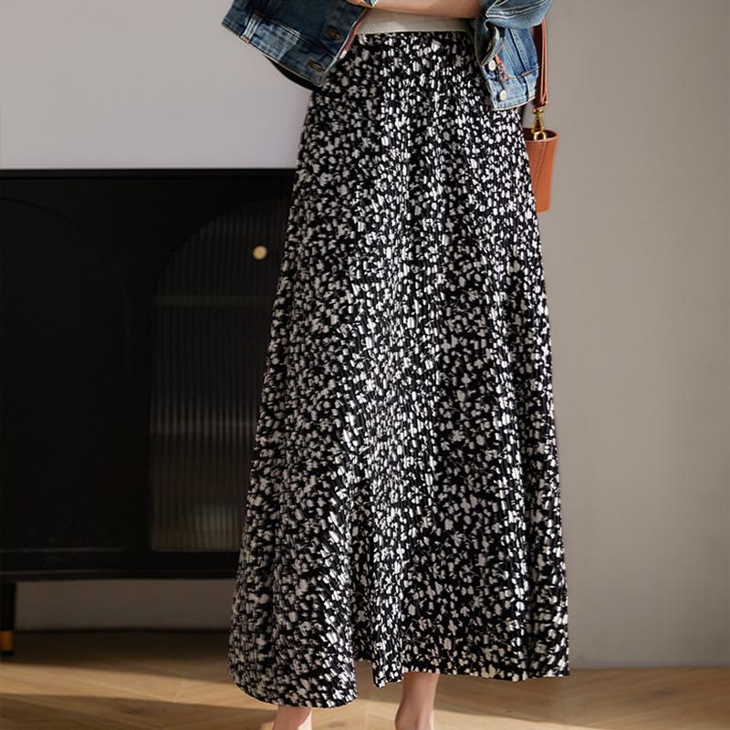 French Floral High-End Black Midi Skirt - Spring/Summer Vacation Style