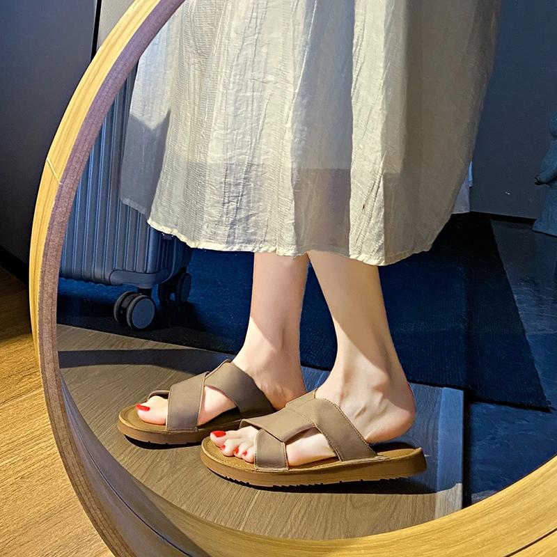 мода Женские тапочки Лето Уличные Перекрестные ремешки Пляжная обувь для женщин Сандалии — фото 3