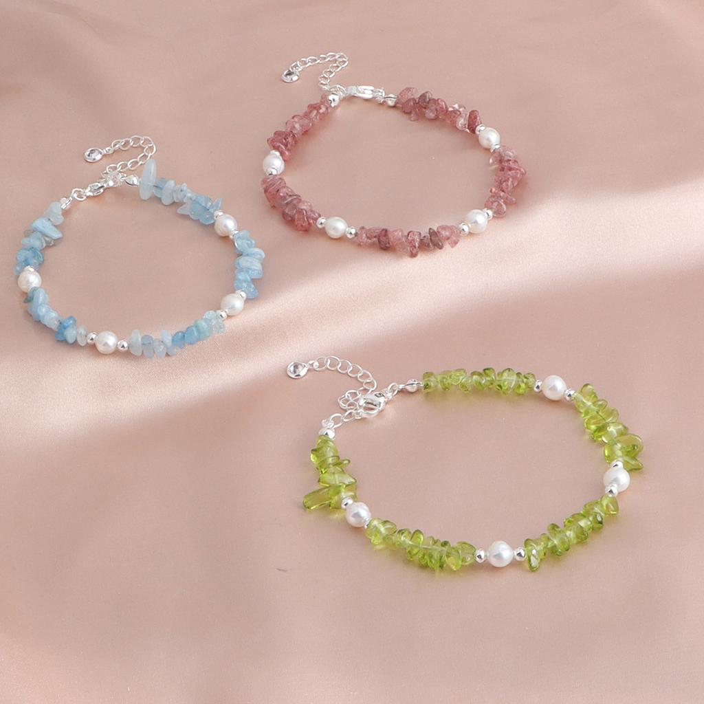 Europäischer und amerikanischer Strandurlaub Stil Aquamarin Olivgrün Kies Splice Natürliches Süßwasserperlenarmband Frisch und Süß