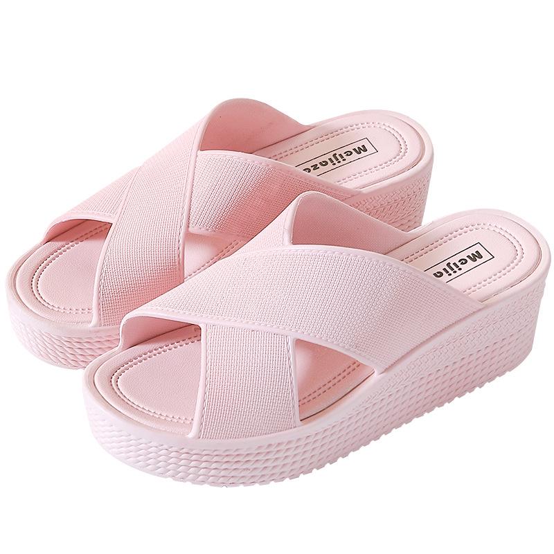 Sommer-Sandalen für Damen mit Keilabsatz: Dicke Sohle, Kreuzriemen, Rutschfest, Vielseitig für Zuhause oder Strand.