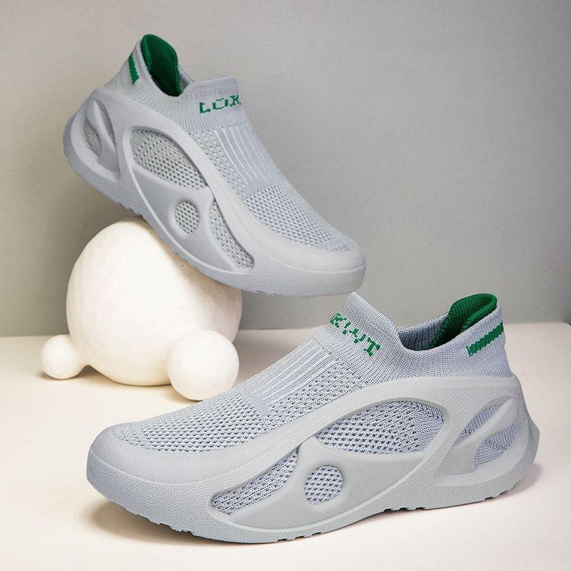Socks and Shoes New Spring and Summer Breathable Mesh Fly-woven One-pedal Soft-soled Versatile Casual Sports Shoes Couple