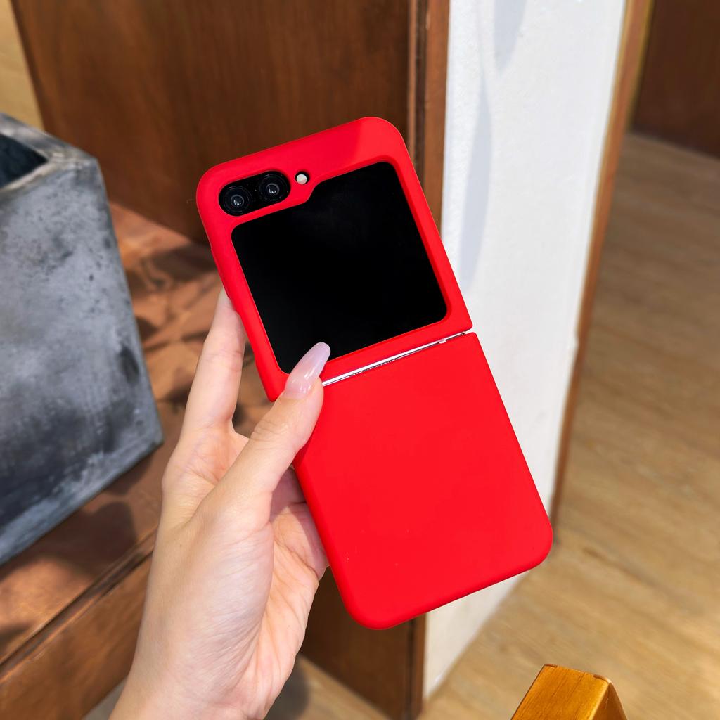 Colorful Matte Liquid Silicone Soft Case For For Samsung Galaxy Z Flip 6 5 ZFlip6 ZFlip5 Skin Friendly Folding Shockproof Cover Capa