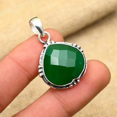 Fantastic Green Onyx Gemstone Handmade 925 Sterling Silver Jewelry Pendant For Women