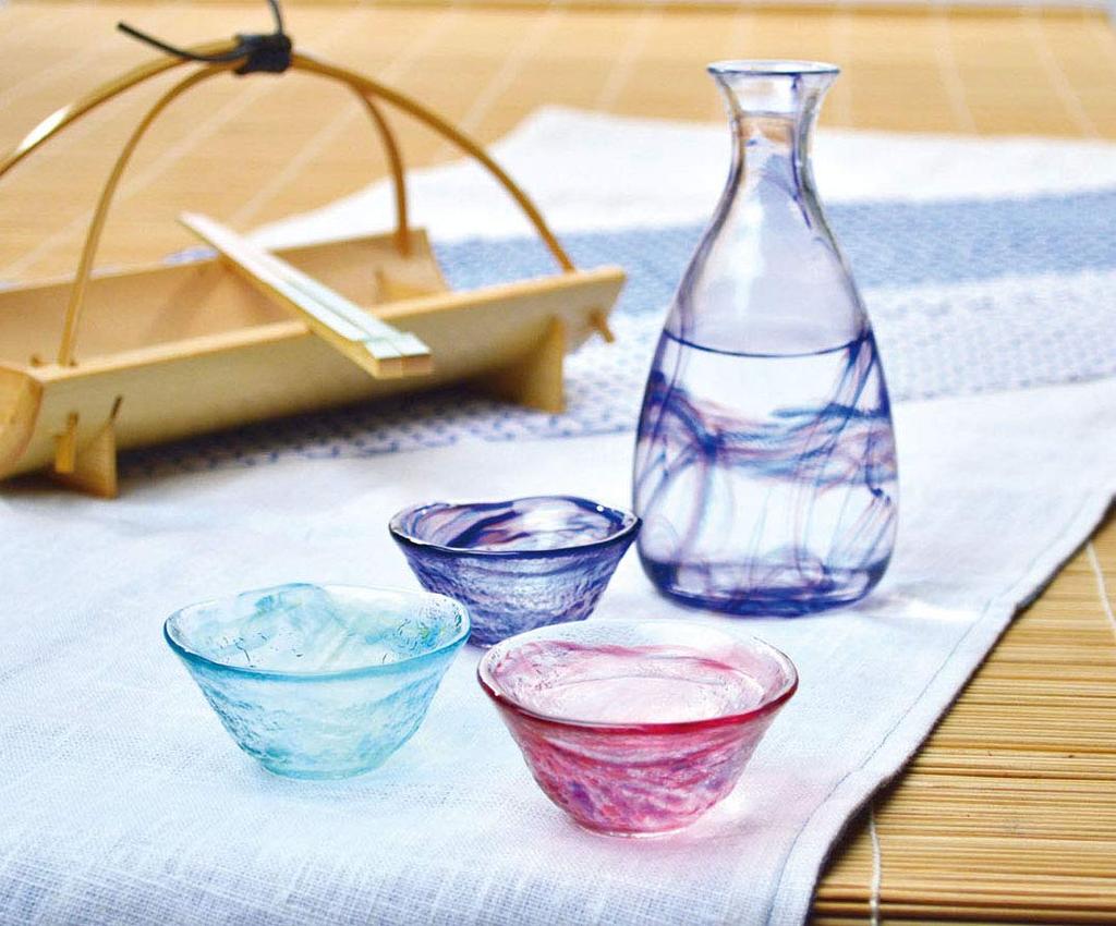 Toyo Sasaki Glass Japanese Sake Glass, Blue, 45ml, Made in Japan, Sake Cup, Ochoko, Sake Glass, 42091