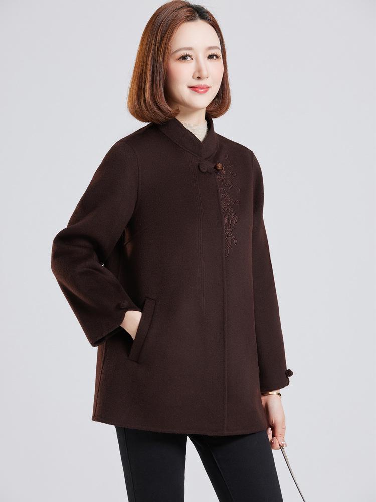 Mom's Embroidered Cashmere Coat for Women - Fashionable Autumn/Winter Wool Overcoat for Middle-Aged and Elderly Ladies