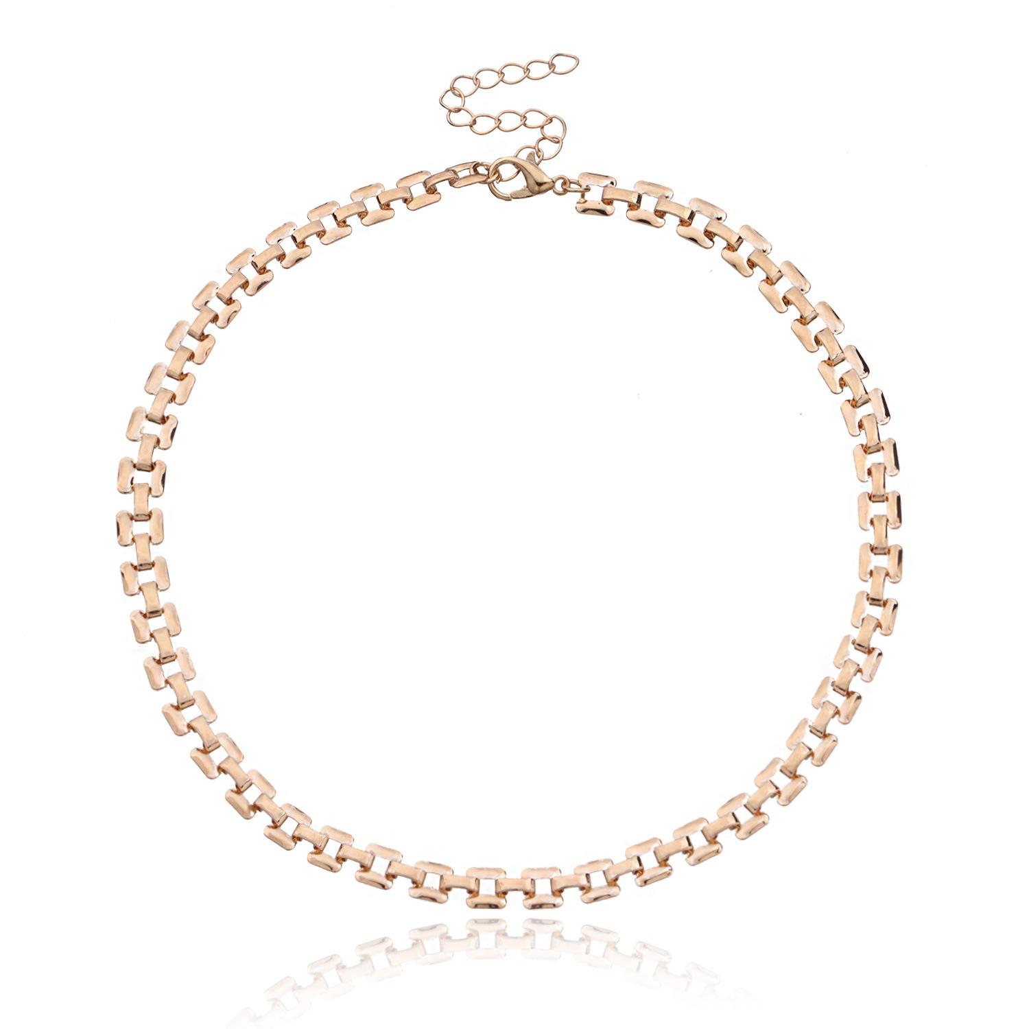 Accessories, fashionable geometric square hollow necklace, temperament trendy metal items золотой