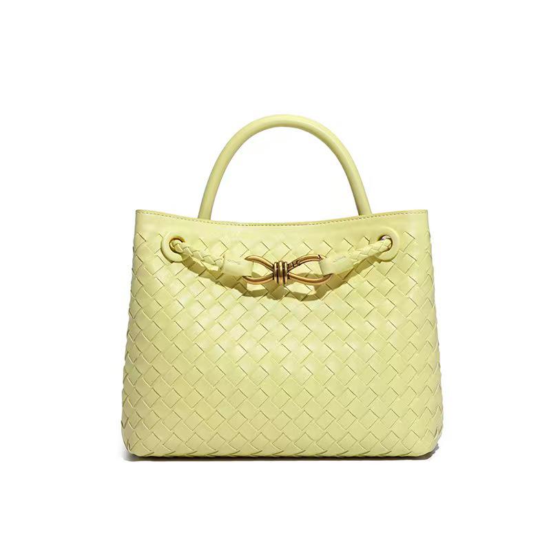 Bestselling BV Woven 8-Shaped Buckle Handbag - Versatile Shoulder & Crossbody Bag