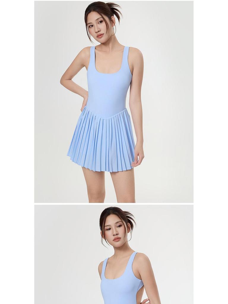 Women's Quick-Dry Pleated Tennis Dress – Backless, Tight-Fit, Anti-Exposure for Training, Running & Fitness.