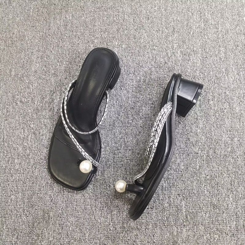 Vintage gentle pearl one-word strap sandals 2025 summer beach shoes outer wear