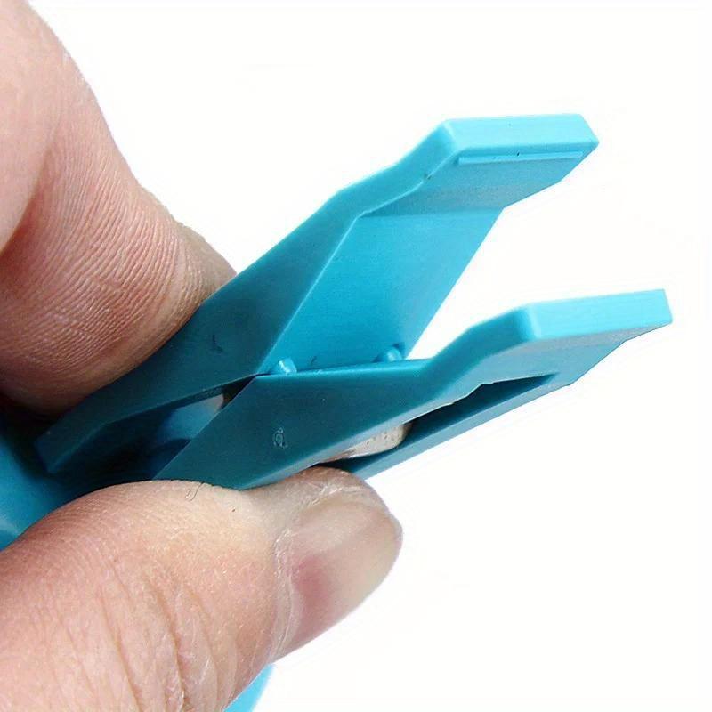 6 Stück Auto Saugknopf-Clips - Stark haftende Fenster- & Windschutzscheibenhalterungen für Sonnenblenden, Vorhänge, Tickets