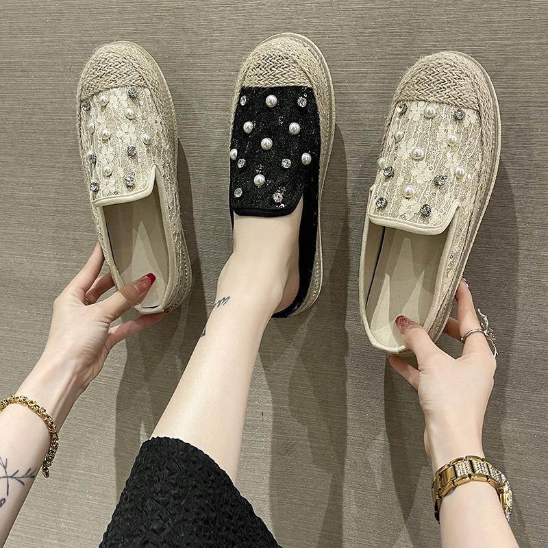 Straw Fisherman Slippers Women 2025 Summer New Baotou Low Heel Flat Bottom Rhinestone Flowers Leisure Internet Celebrity Half Drag Women