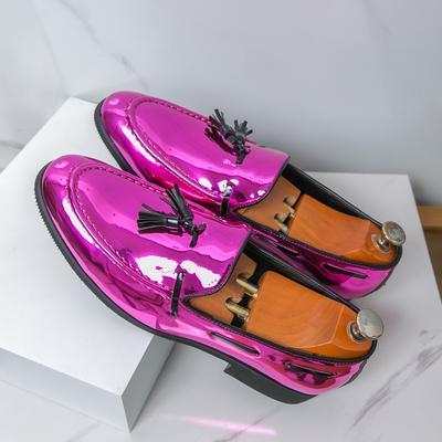 Módní značkový designér Pánské lakované kožené boty Vintage fialové střapcové mokasíny Pánské mokasíny Ležérní ploché nazouvací společenské boty