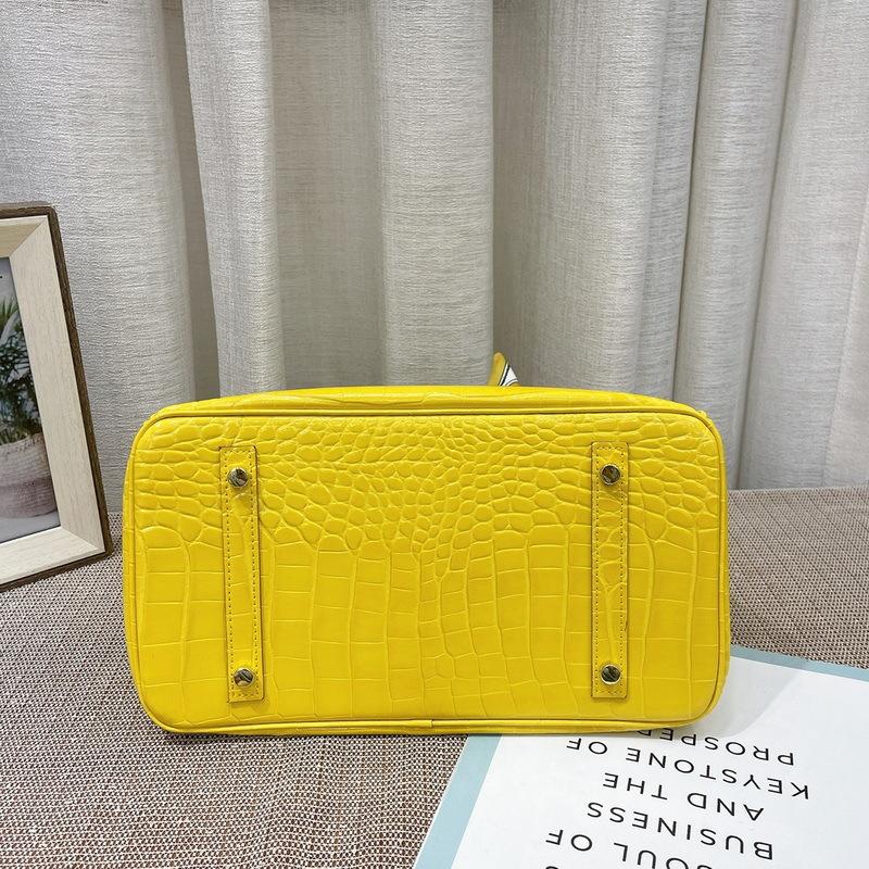 New Leather Women's Bag, Glossy Patent Leather, Alligator Pattern Leather, Portable Shoulder Oblique Span Bag.