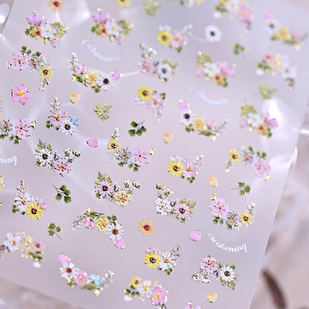 1pcs 5D Bronzing Gold Flower Nail Stickers Cute Mini Sunflower Daisy Nail Decals Self-Adhesive Little Wildflowers Nail Decora