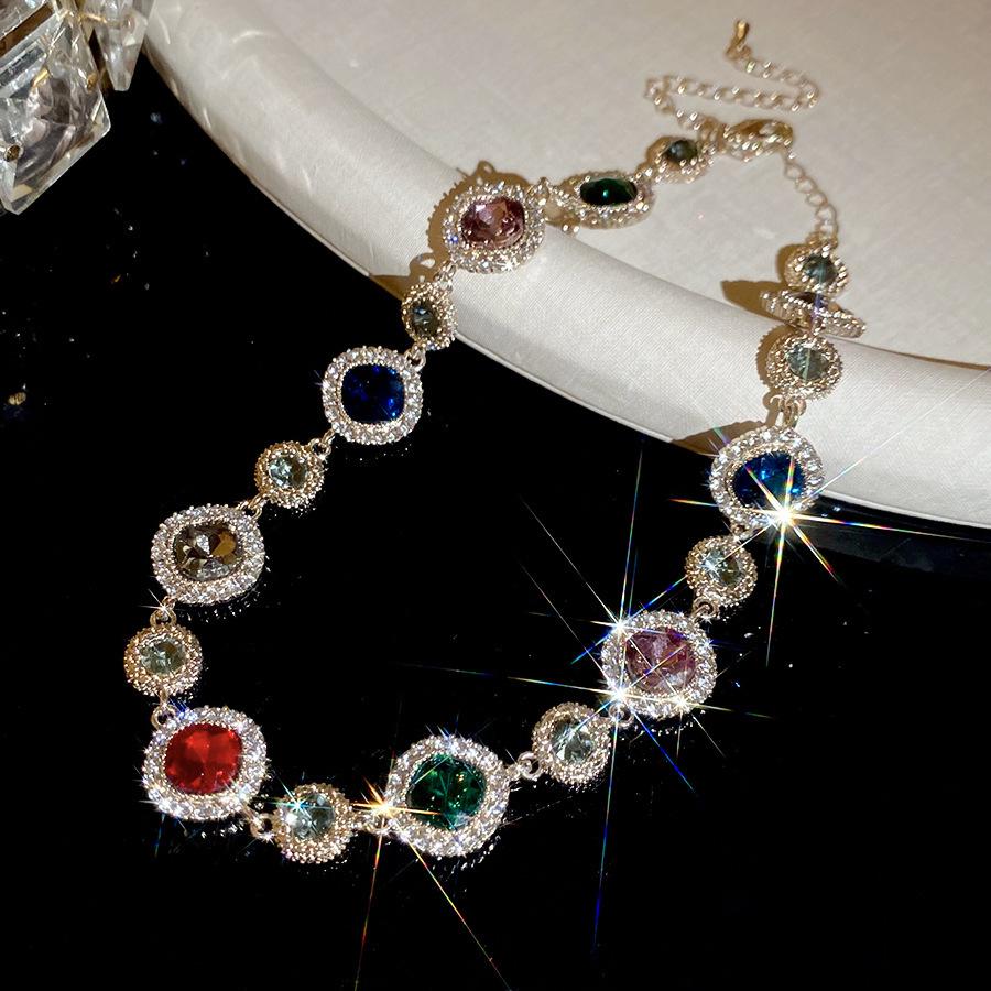 Silver Needle Geometric Rhinestone Necklace & Earrings Set