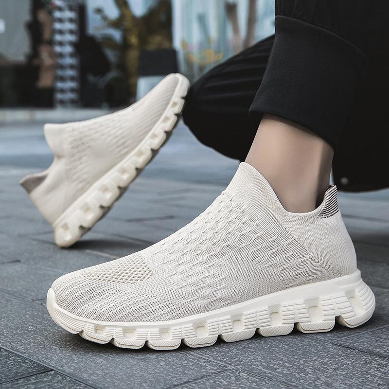 One-pedal Large-size Fly-woven Men's Shoes, New Soft-soled Non-slip and Breathable, Couple Socks, Shoes, Sports Shoes