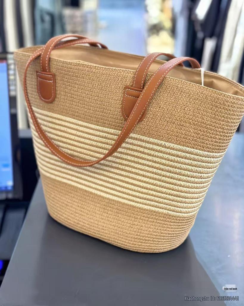 Handmade Large Capacity Straw Shoulder Bag - Trendy 2025 Design with Advanced Zipper for Women