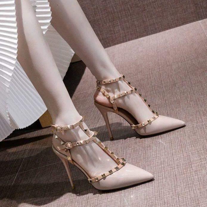 2025 Frühling Nude Niet Stilettoabsätze: Spitze Zehenpartie, Vielseitiges rückenfreies Design, Übergrößen für Damen