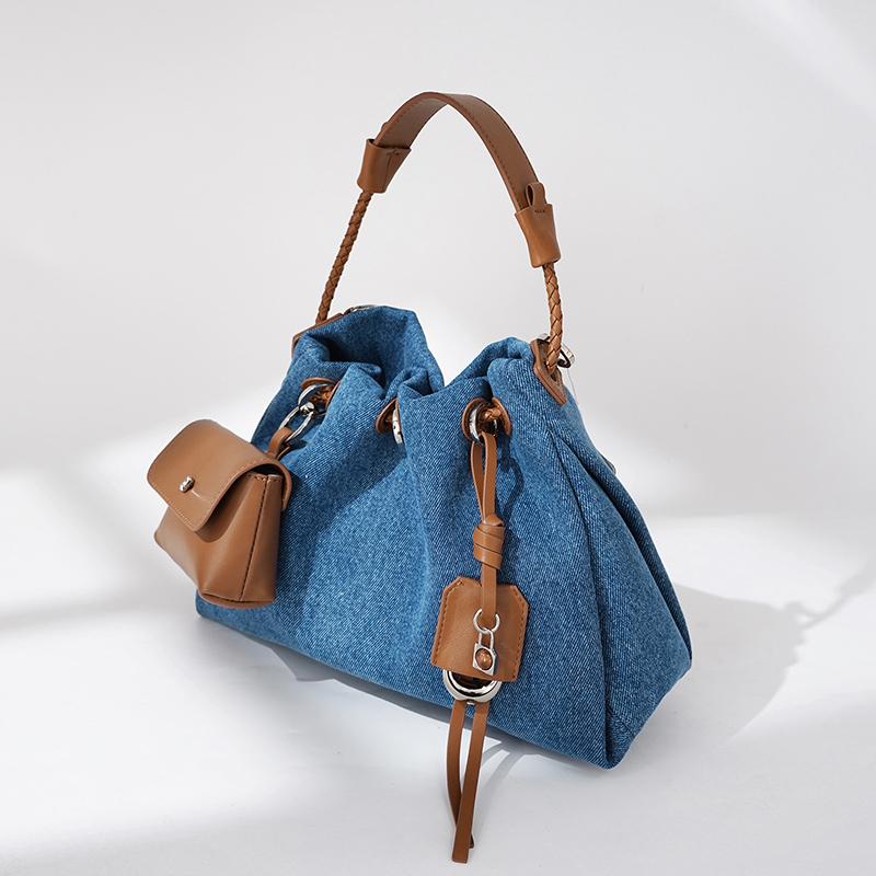 Designer Brand Fashion Women's Denim Handbag Minimalist Crossbody Messenger Lady Pouch Design Tote Shoulder Bag Spring Summer 2026 Collection