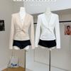 Blusa Feminina Bege Branca com Nó Frontal Manga Longa Decote V Slim Casual