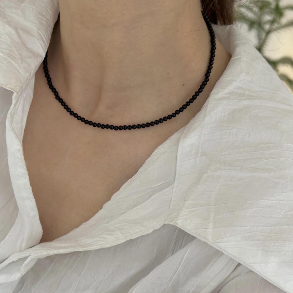 European & American Fashion Black Spinel Beaded Clavicle Necklace for Women