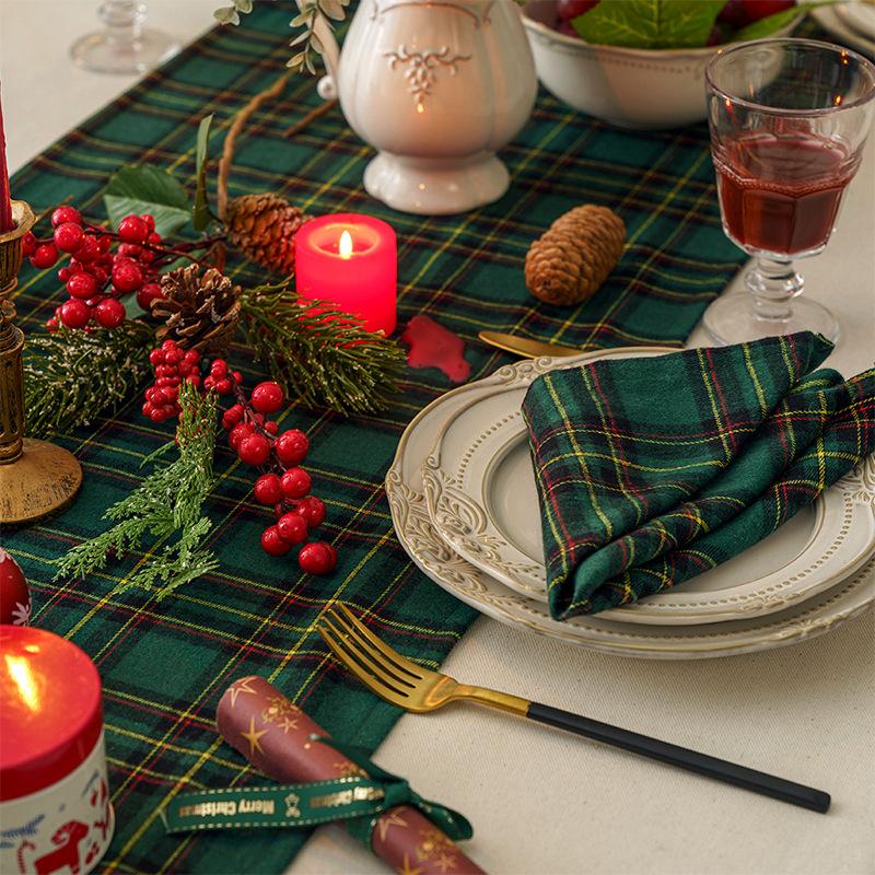 2026 1PC Red Tablecloth Plaid Table Runner Placemat Heat Insulation Mat Christmas Fabric High Temperature Resistant Home Coaster Decoration