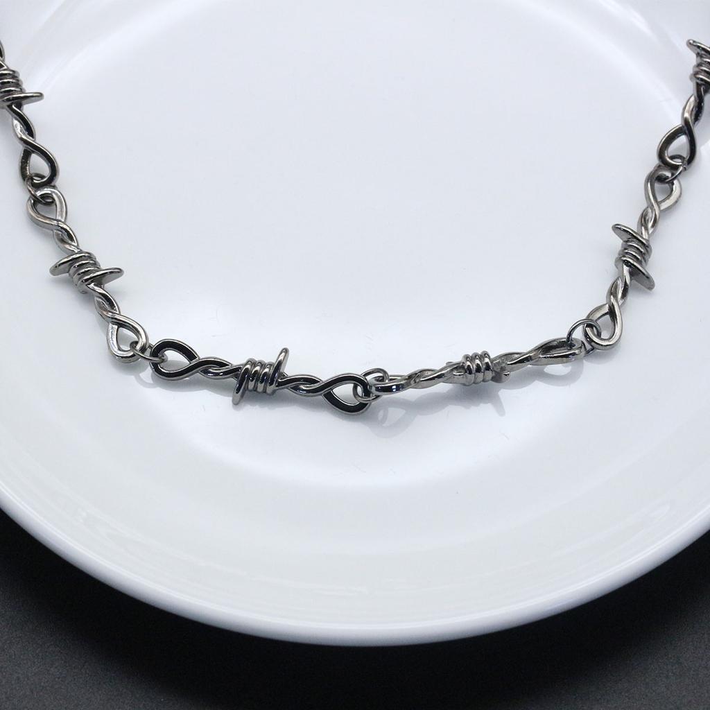 Unisex Gothic Punk Style Necklace Hip Hop Barbed Wire Themed Minimalist Vacation Fashionable Jewelry Accessory Metal Chain Jewelry Gift