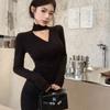 Black Sexy V-neck Neck Dress for Women's Autumn and Winter Inner Lining with a Coat, Slim Waist and Hip Short Skirt
