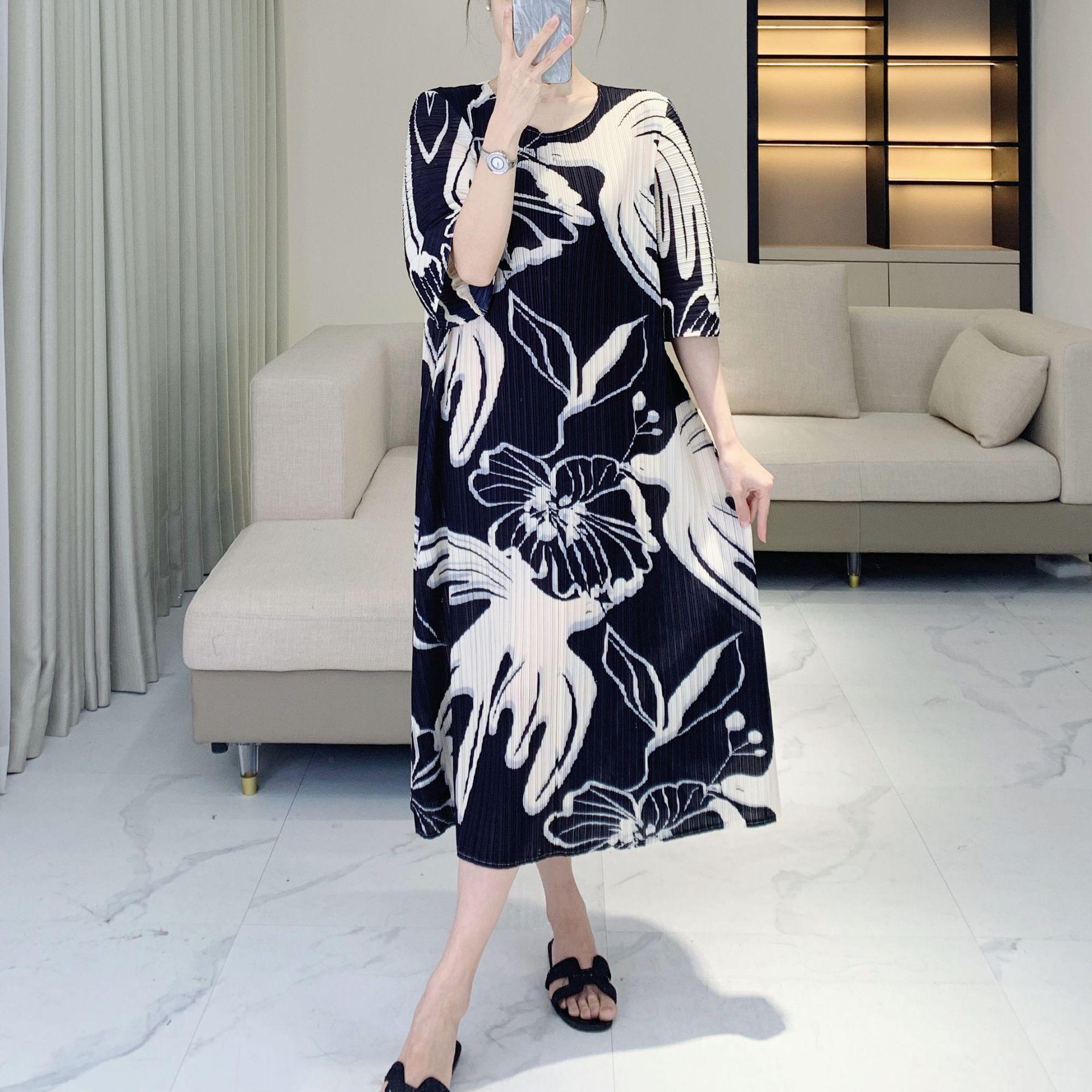 

2025 Spring/Summer Designer Pleated Midi Dress for Women - Miyake High-End Fashion One Size [Suits 90-150 Jin]