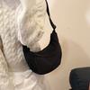 Japanese literature and art 2026 dumpling bag large capacity new fashion commuter messenger bag solid color shoulder bag