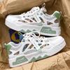 Neue Sommer-Sneakers für Herren, leichte Plateauschuhe aus Mesh, trendig, atmungsaktiv, vielseitige Vulkanisierungsschuhe, Zapatillas De Hombre