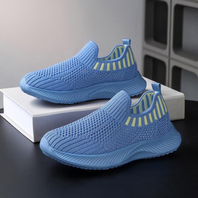 Kids Summer Mesh Slip-On Shoes Lightweight Casual Running Shoes Stylish Boys Girls Sock Shoes Outdoor Walking Playing Wide Width