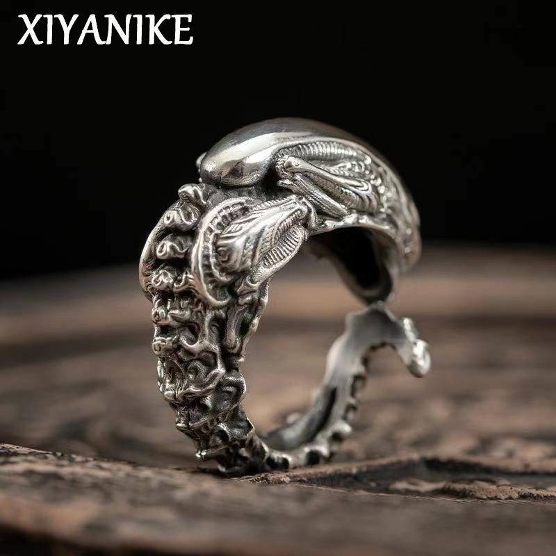 XIYANIKE Hip Hop Retro Teschio Alieno Anelli Regolabili Per Uomo Donna Moda Nuovo Anno Gioielli Accessori Regalo Festa anillos mujer