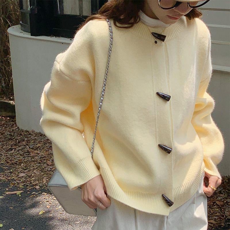 Round Neck Cow Horn Button Knitted Cardigan for Women Solid Color Top Long Sleeved Knitted Cardigan M
