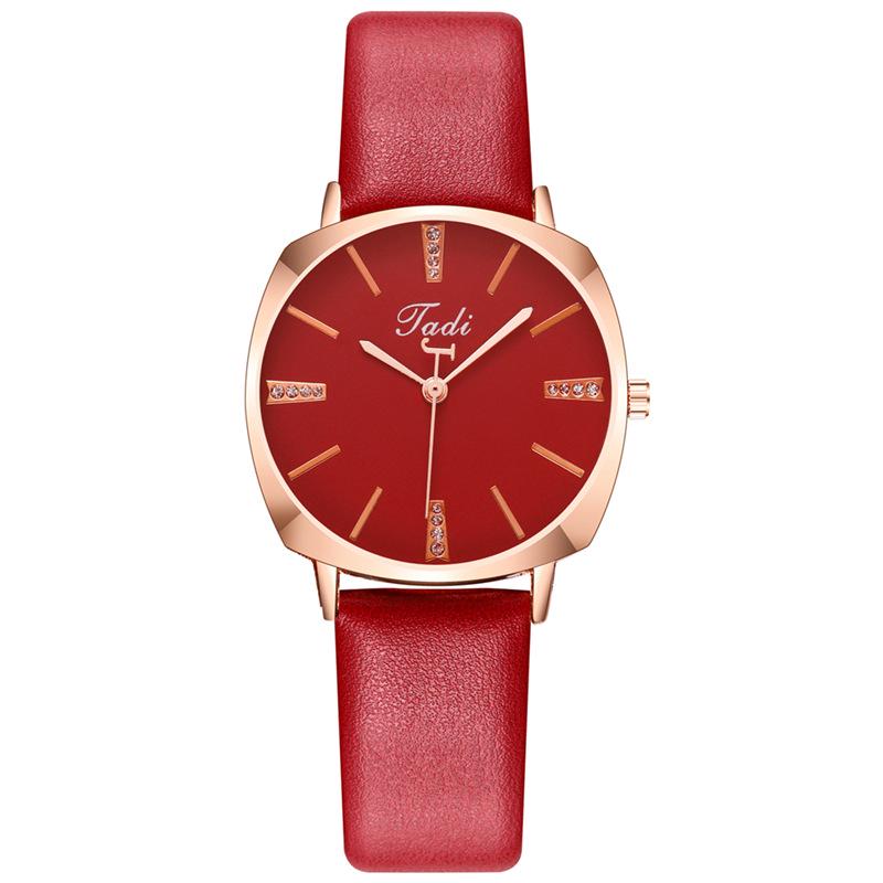 Stylish Ladies Quartz Watch with Rhinestone Dial and Leather Strap красный