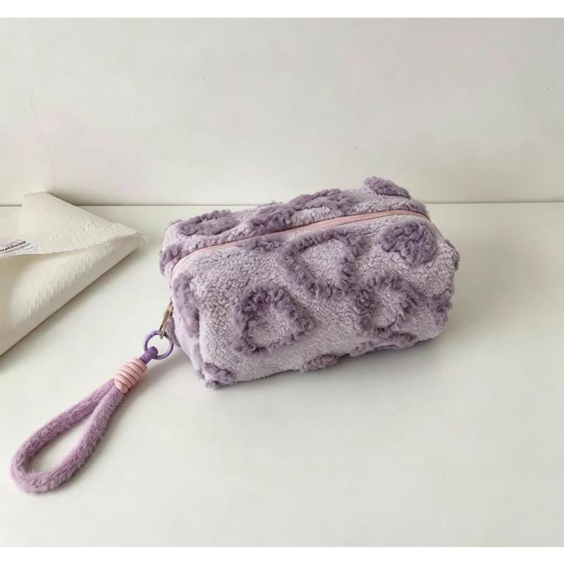 Ins Style Cosmetic Jacquard Plush Storage Bag Portable Cute Foreign Style Storage Bag Go Out Washing Plush Bag