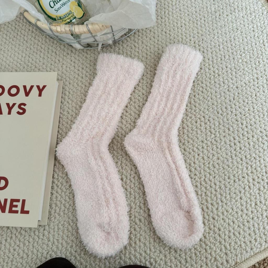 Women's Thick Coral Fleece Warm Mid-Calf Sleep Socks for Autumn and Winter