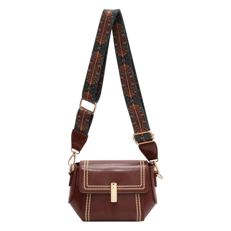 High Sense Small Bag Women 2025 New Trendy Shoulder Messenger Bag Fashion Versatile Internet Celebrity Autumn Women Chain Bag